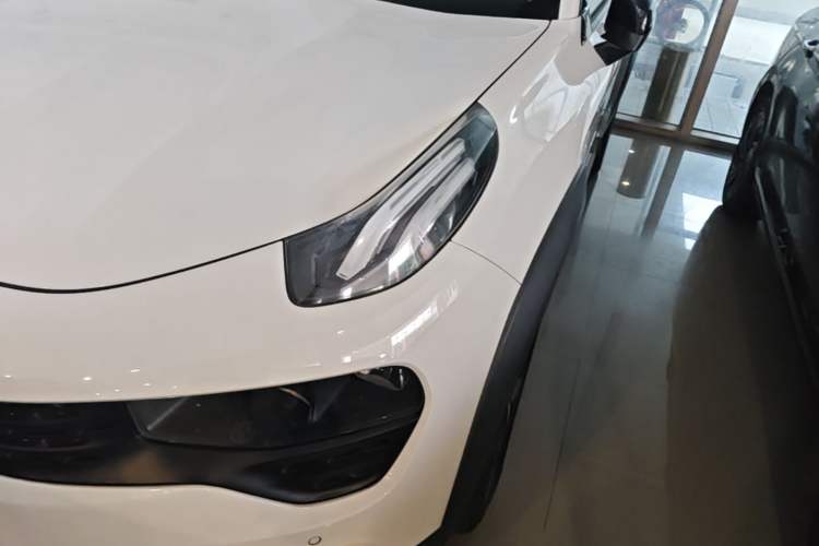 Used Lynk & Co 02 2019 High-Energy Edition 2.0T Automatic Two-Wheel Drive Pro Version China VI Standard Left Front Headlight