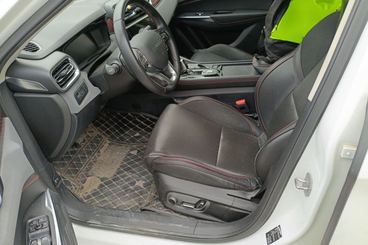 Used Lynk & Co 02 2019 High-Energy Edition 2.0T Automatic Two-Wheel Drive Pro Version China VI Standard Left Front Seat