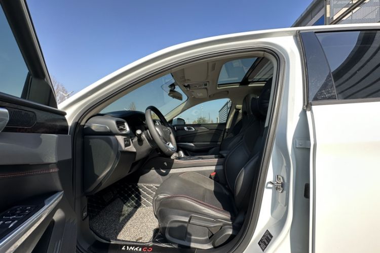 Used Lynk & Co 02 2019 1.5T DCT Two-Wheel Drive Sporty Version China VI Standard Left Front Seat