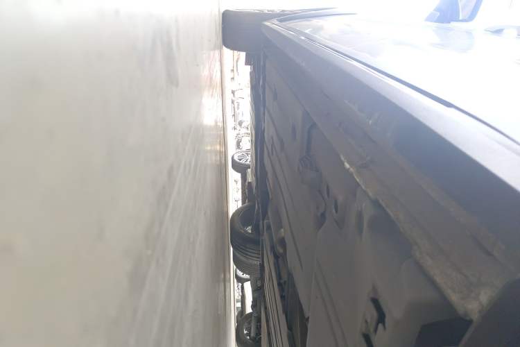 Used Lynk & Co 02 2019 High-Energy Edition 2.0T Automatic Two-Wheel Drive Rugged Version China VI Standard Left Side Sill