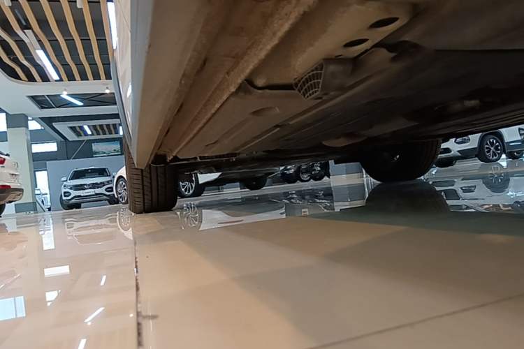 Used Lynk & Co 02 2019 1.5T DCT Two-Wheel Drive Sporty Version China VI Standard Left Side Sill