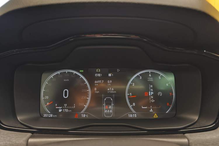 Used Lynk & Co 02 2019 High-Energy Edition 2.0T Automatic Two-Wheel Drive Pro Version China VI Standard Odometer Close Up