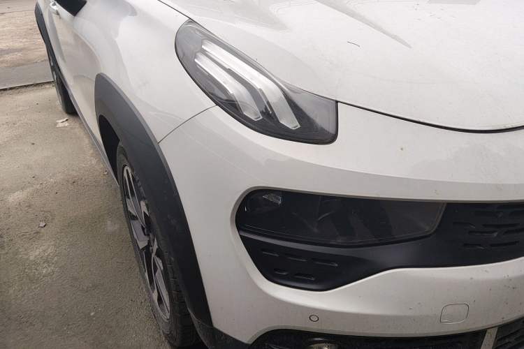 Used Lynk & Co 02 2019 1.5T DCT Two-Wheel Drive Pro Edition China VI Standard Right Front Headlight