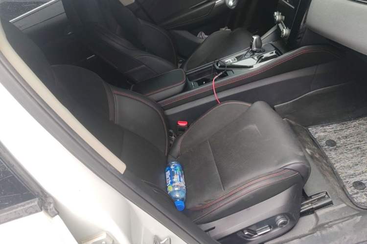 Used Lynk & Co 02 2019 1.5T DCT Two-Wheel Drive Pro Edition China VI Standard Right Front Seat