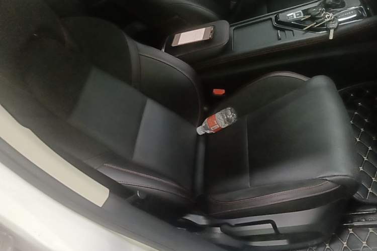 Used Lynk & Co 02 2019 1.5T DCT Two-Wheel Drive Sporty Version China VI Standard Right Front Seat