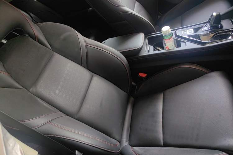 Used Lynk & Co 02 2019 1.5T DCT Two-Wheel Drive Pro Edition China VI Standard Right Front Seat