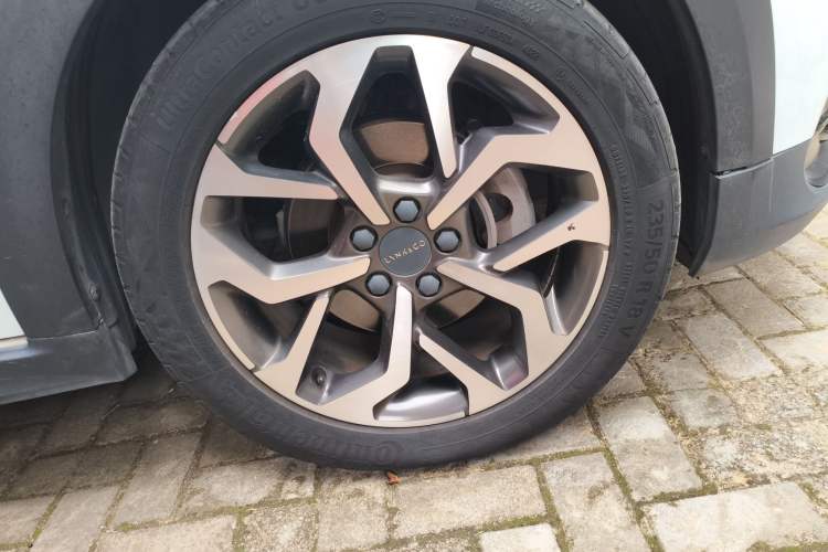 Used Lynk & Co 02 2019 High-Energy Edition 2.0T Automatic Two-Wheel Drive Rugged Version China VI Standard Right Front Wheel Hub