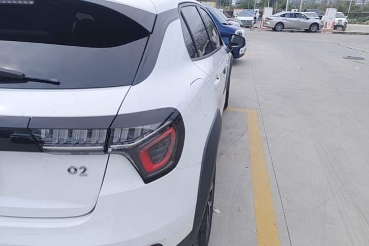 Used Lynk & Co 02 2019 1.5T DCT Two-Wheel Drive Pro Edition China VI Standard Right Rear Taillight