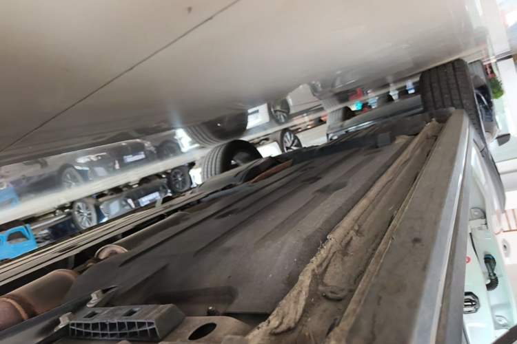 Used Lynk & Co 02 2019 1.5T DCT Two-Wheel Drive Pro Edition China VI Standard Right Side Sill