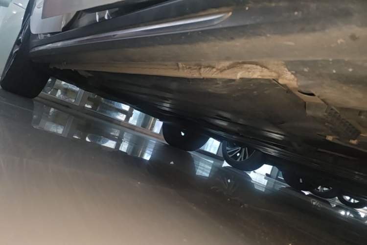 Used Lynk & Co 02 2019 High-Energy Edition 2.0T Automatic Two-Wheel Drive Pro Version China VI Standard Right Side Sill