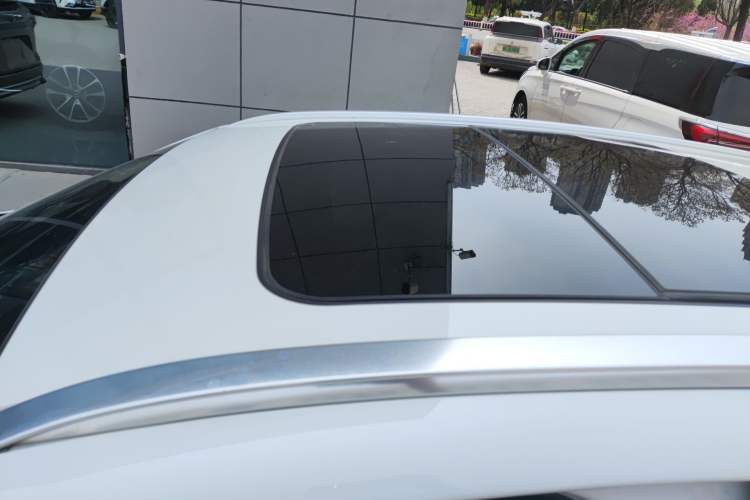Used Lynk & Co 02 2019 High-Energy Edition 2.0T Automatic Two-Wheel Drive Pro Version China VI Standard Roof