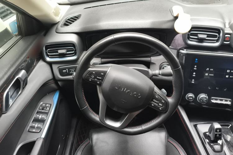 Used Lynk & Co 02 2019 High-Energy Edition 2.0T Automatic Two-Wheel Drive Rugged Version China VI Standard Steering Wheel