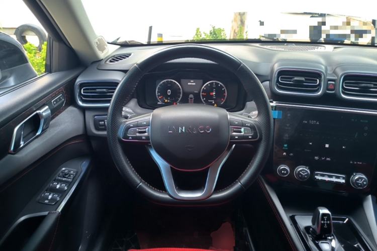 Used Lynk & Co 02 2019 1.5T DCT Two-Wheel Drive Pro Edition China VI Standard Steering Wheel
