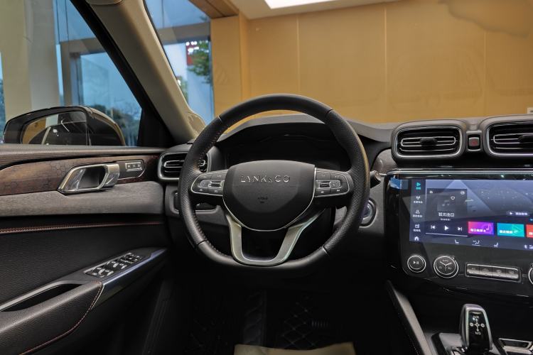 Used Lynk & Co 02 2019 High-Energy Edition 2.0T Automatic Two-Wheel Drive Pro Version China VI Standard Steering Wheel