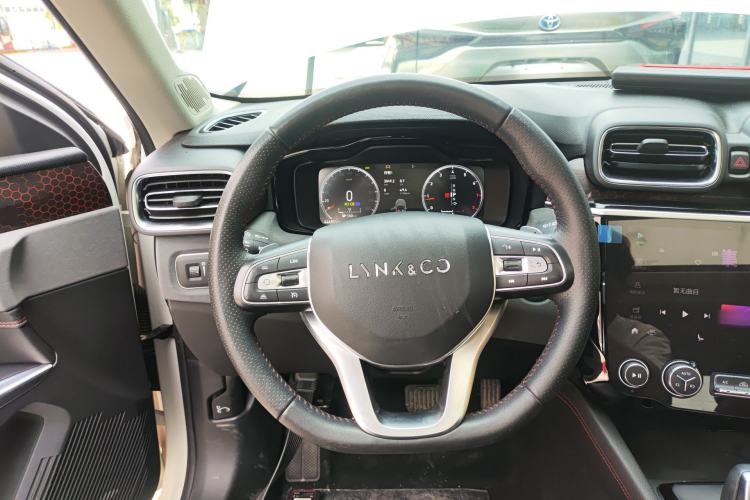 Used Lynk & Co 02 2019 High-Energy Edition 2.0T Automatic Two-Wheel Drive Pro Version China VI Standard Steering Wheel