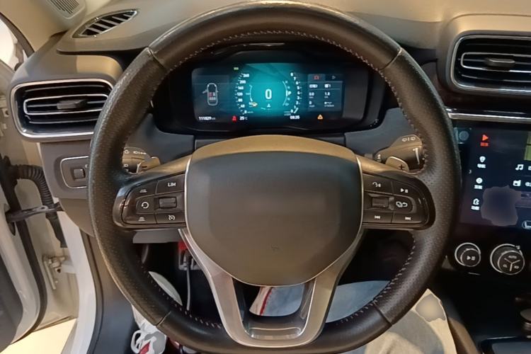 Used Lynk & Co 02 2019 1.5T DCT Two-Wheel Drive Sporty Version China VI Standard Steering Wheel