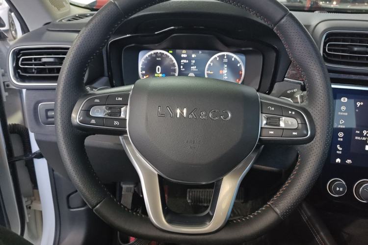 Used Lynk & Co 02 2019 1.5T DCT Two-Wheel Drive Pro Edition China VI Standard Steering Wheel
