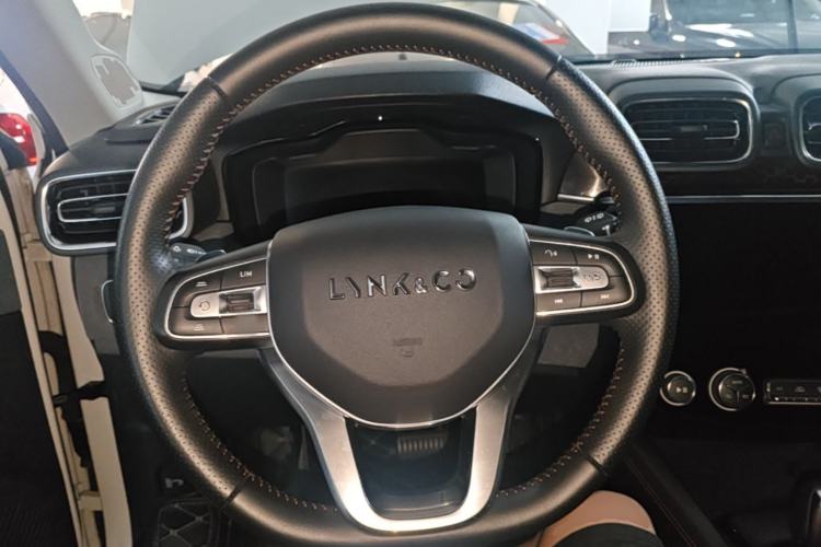 Used Lynk & Co 02 2019 High-Energy Edition 2.0T Automatic Two-Wheel Drive Pro Version China VI Standard Steering Wheel