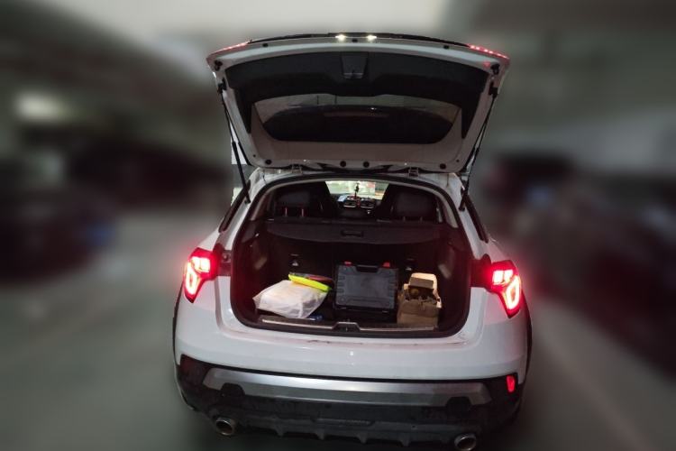 Used Lynk & Co 02 2019 1.5T DCT Two-Wheel Drive Sporty Version China VI Standard Trunk