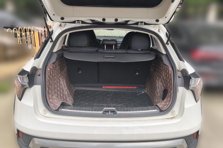 Used Lynk & Co 02 2019 1.5T DCT Two-Wheel Drive Pro Edition China VI Standard Trunk