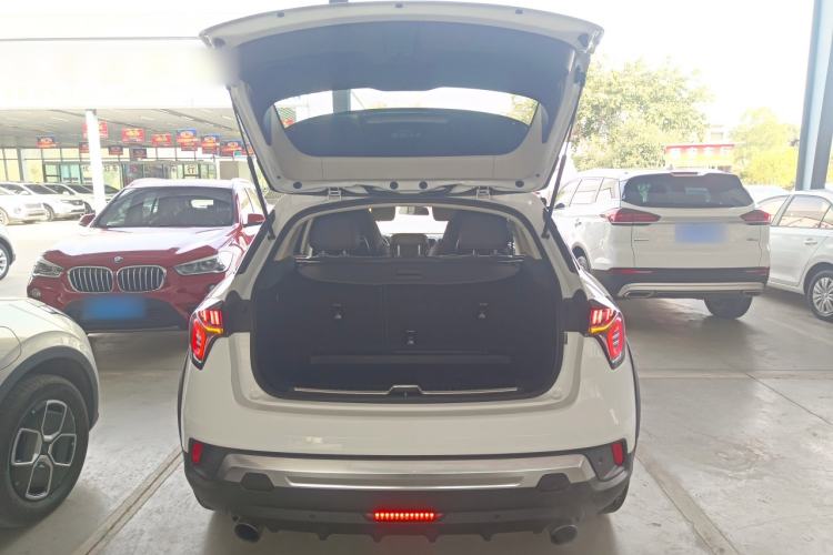 Used Lynk & Co 02 2019 High-Energy Edition 2.0T Automatic Two-Wheel Drive Rugged Version China VI Standard Trunk