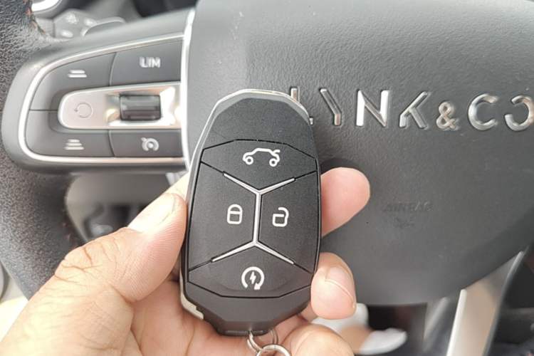 Used Lynk & Co 02 2019 1.5T DCT Two-Wheel Drive Pro Edition China VI Standard Vehicle Key