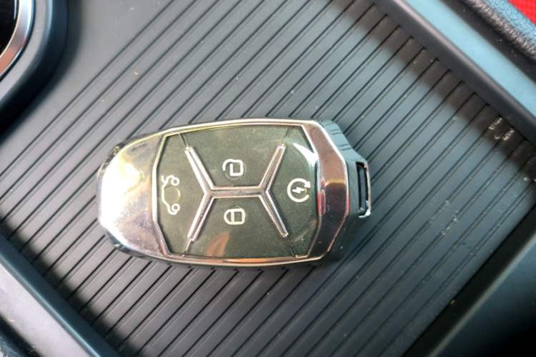 Used Lynk & Co 02 2019 1.5T DCT Two-Wheel Drive Pro Edition China VI Standard Vehicle Key