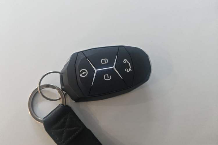 Used Lynk & Co 02 2019 High-Energy Edition 2.0T Automatic Two-Wheel Drive Pro Version China VI Standard Vehicle Key