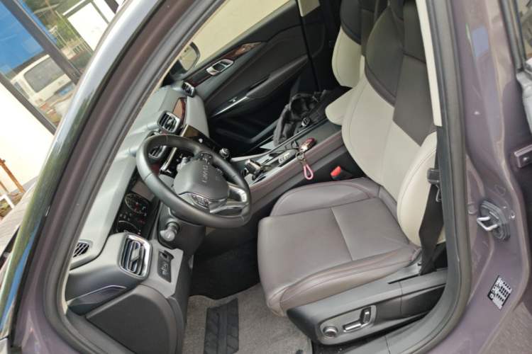 Used Lynk & Co 02 2020 1.5T DCT Two-Wheel Drive Zhaopu Version Left Front Seat