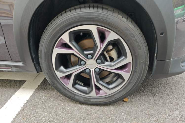 Used Lynk & Co 02 2020 1.5T DCT Two-Wheel Drive Zhaopu Version Right Front Wheel Hub