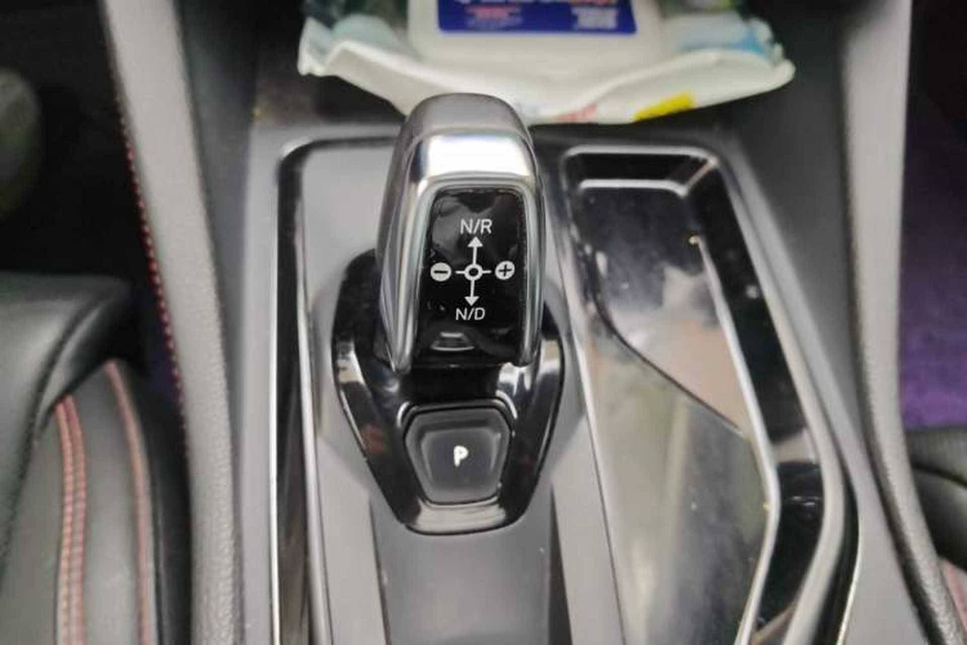Used Lynk & Co 02 2020 High-Energy Edition 2.0T Automatic Two-Wheel Drive Pro Version Gear Lever