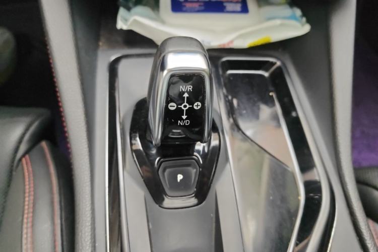 Used Lynk & Co 02 2020 High-Energy Edition 2.0T Automatic Two-Wheel Drive Pro Version Gear Lever