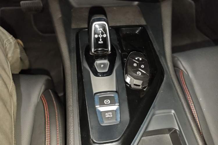 Used Lynk & Co 02 2020 High-Energy Edition 2.0T Automatic Two-Wheel Drive Pro Version Gear Lever