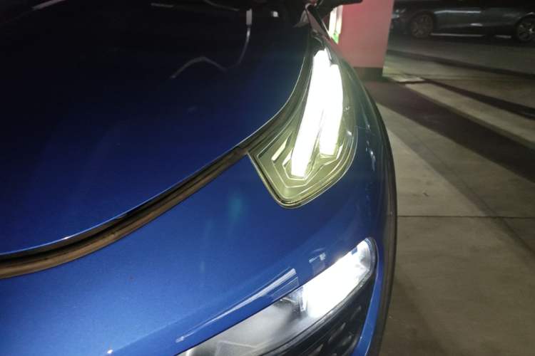 Used Lynk & Co 02 2020 High-Energy Edition 2.0T Automatic Two-Wheel Drive Pro Version Left Front Headlight