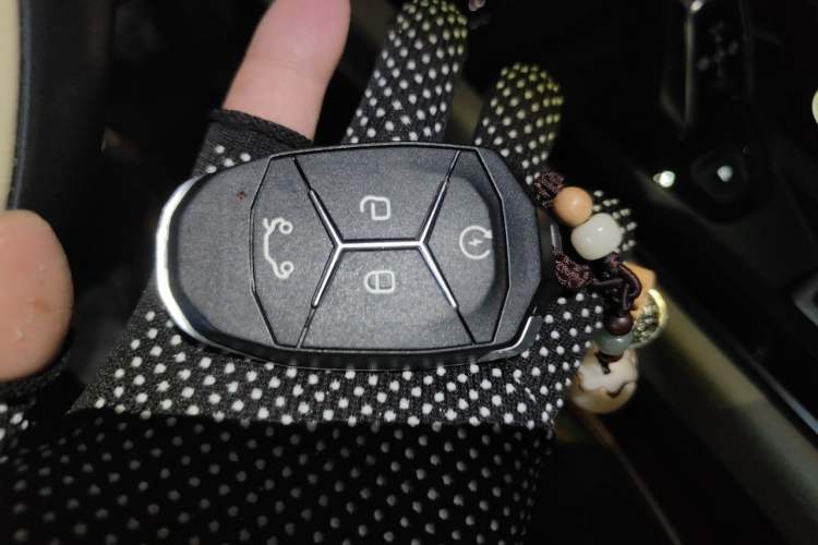 Used Lynk & Co 02 2020 High-Energy Edition 2.0T Automatic Two-Wheel Drive Shine Pro Edition Vehicle Key