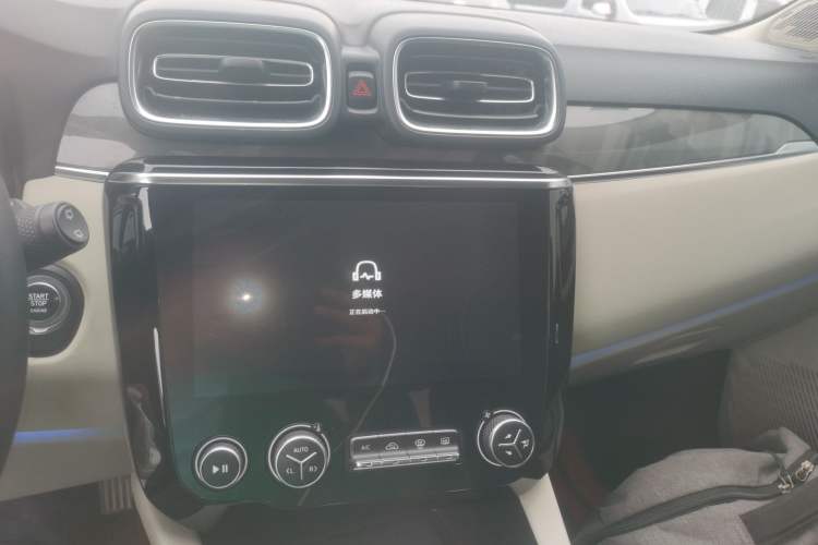 Used Lynk & Co 02 2020 1.5T DCT Two-Wheel Drive Zhaobao Version Audio And AC Panel