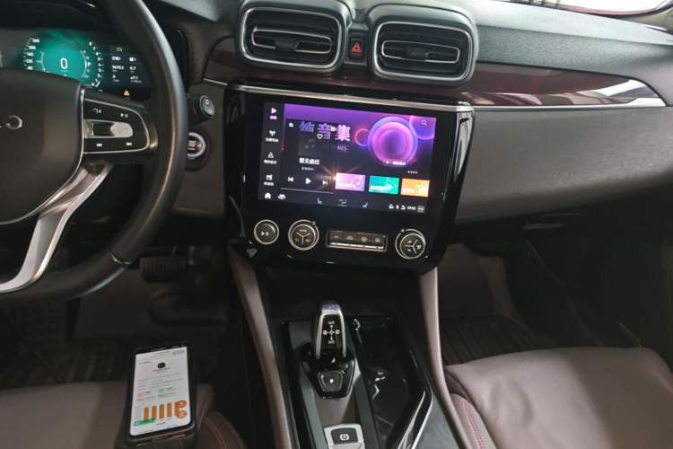 Used Lynk & Co 02 2020 1.5T DCT Two-Wheel Drive Zhaopu Version Audio And AC Panel