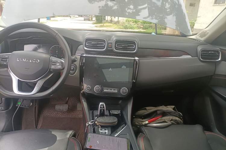 Used Lynk & Co 02 2020 1.5T DCT Two-Wheel Drive Sporty Version Audio And AC Panel