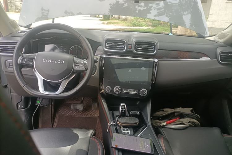 Used Lynk & Co 02 2020 1.5T DCT Two-Wheel Drive Sporty Version Center Console
