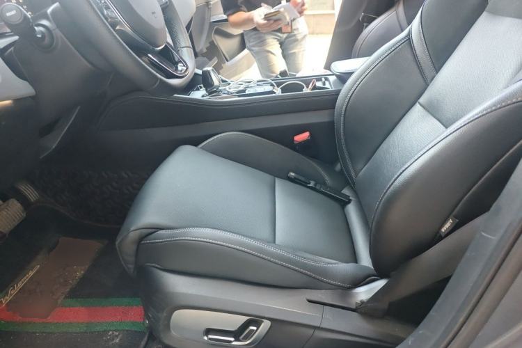 Used Lynk & Co 02 2020 1.5T DCT Two-Wheel Drive Pro Edition Driver Seat