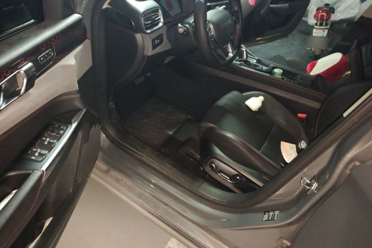 Used Lynk & Co 02 2020 1.5T DCT Two-Wheel Drive Pro Edition Driver Seat