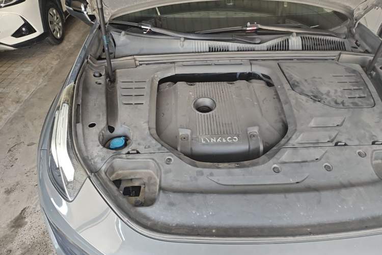 Used Lynk & Co 02 2020 High-Energy Edition 2.0T Automatic Two-Wheel Drive Pro Version Engine Bay Right