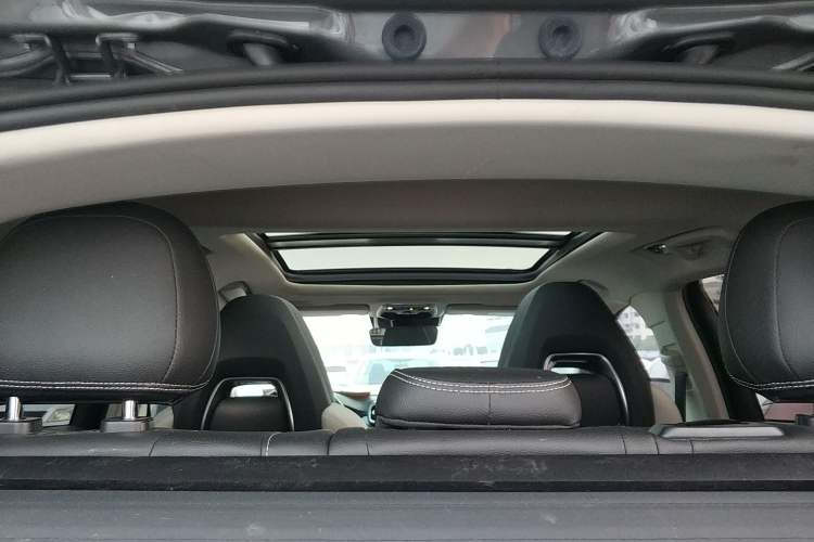 Used Lynk & Co 02 2020 High-Energy Edition 2.0T Automatic Two-Wheel Drive Shine Pro Edition Headliner