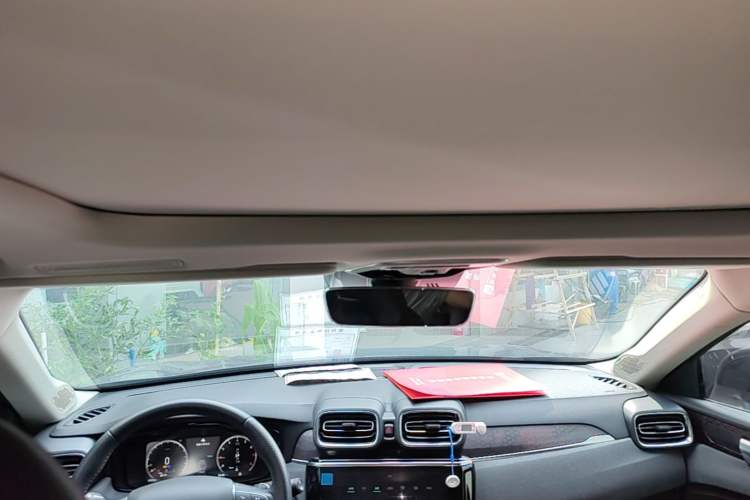 Used Lynk & Co 02 2020 1.5T DCT Two-Wheel Drive Pro Edition Headliner