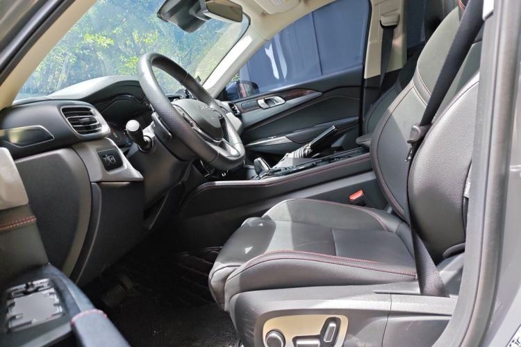 Used Lynk & Co 02 2020 1.5T DCT Two-Wheel Drive Pro Edition Left Front Seat