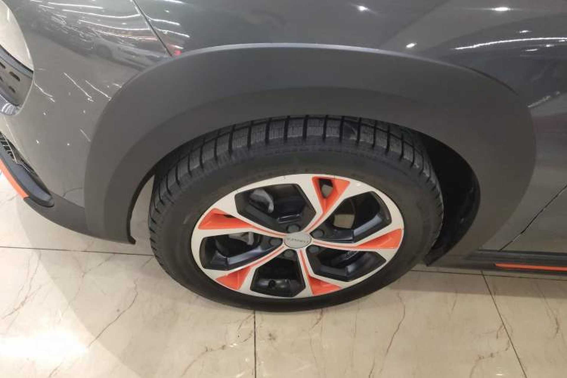 Used Lynk & Co 02 2020 1.5T DCT Two-Wheel Drive Zhaobao Version Left Front Wheel Hub