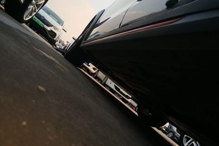 Used Lynk & Co 02 2020 High-Energy Edition 2.0T Automatic Two-Wheel Drive Shine Pro Edition Left Side Sill