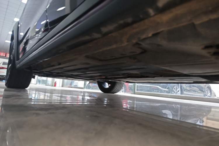 Used Lynk & Co 02 2020 1.5T DCT Two-Wheel Drive Zhaopu Version Left Side Sill