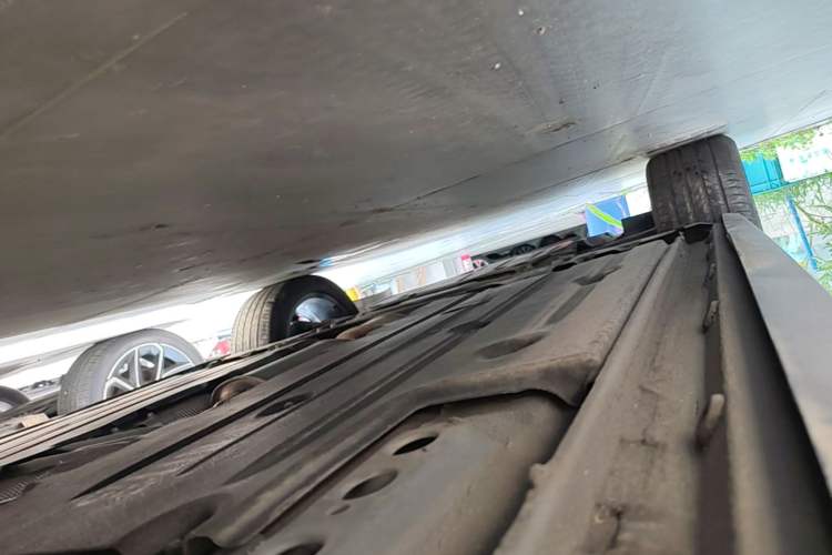 Used Lynk & Co 02 2020 1.5T DCT Two-Wheel Drive Pro Edition Left Side Sill