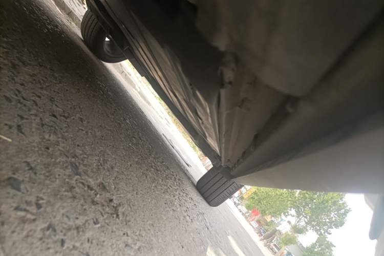 Used Lynk & Co 02 2020 1.5T DCT Two-Wheel Drive Sporty Version Left Side Sill